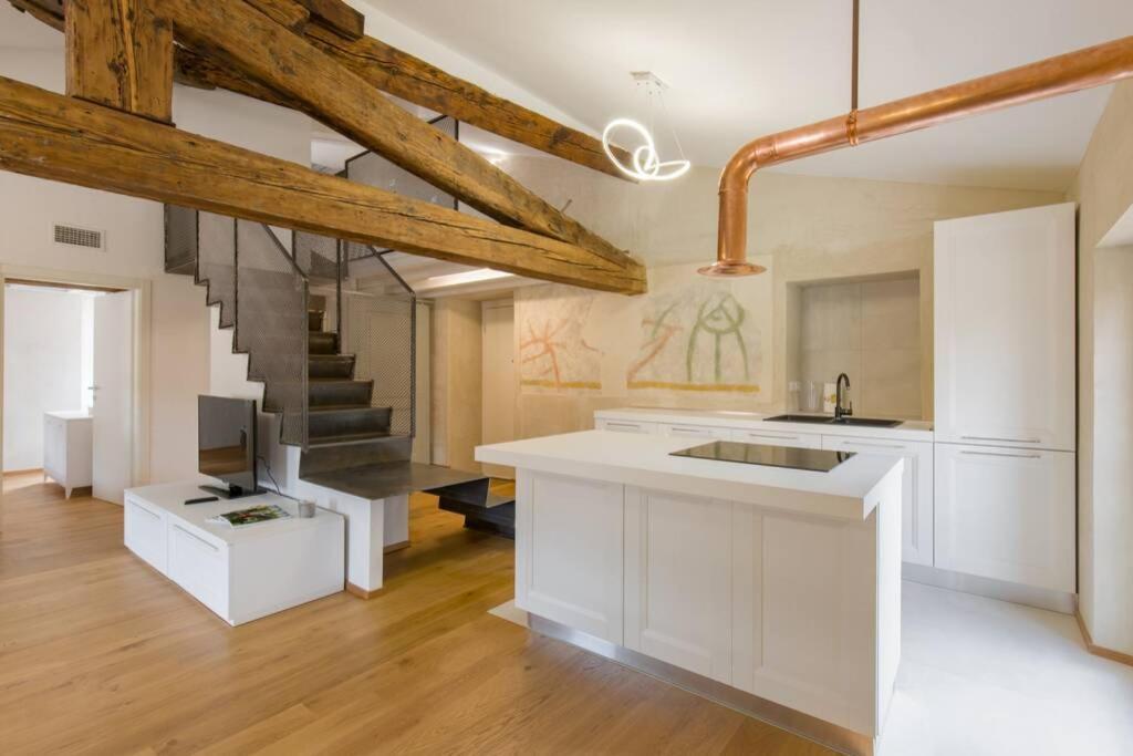 Luxury Design Apt With Amazing View Apartment Verona Ngoại thất bức ảnh